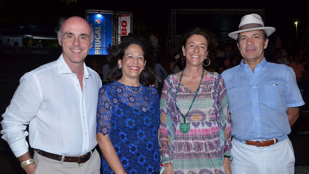 Alejandro Abellán, Carolina Portela de Brugal, Guiomar de Abellán y Ricky Brugal.