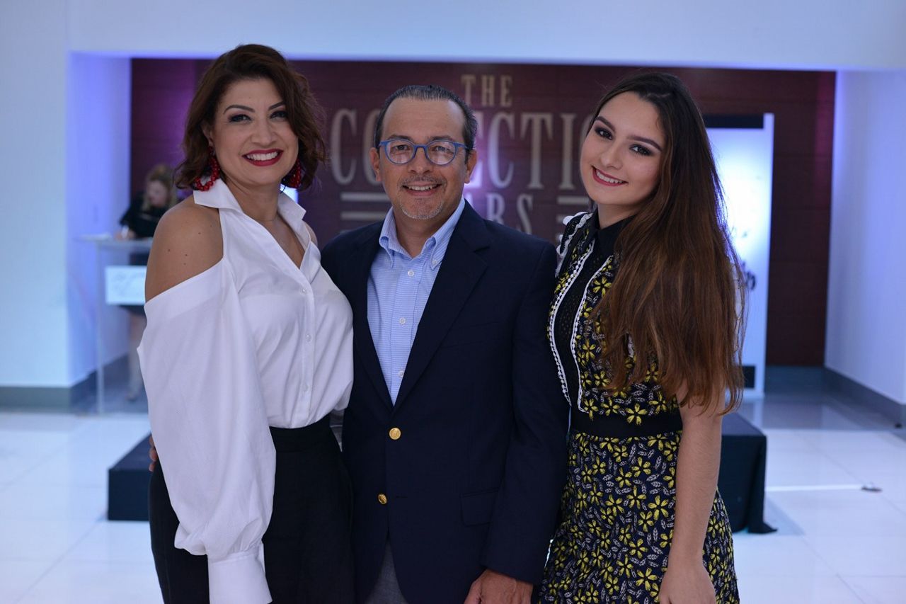 Lara Guerrero, Luis Alvarez y Gabriela Alvarez.