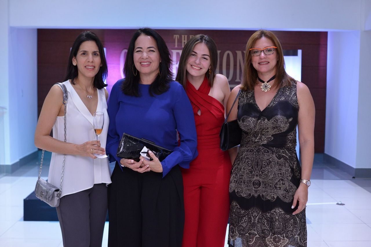 Monika de Báez, Claudia Pol, Lorena Blazquez y Patricia de Báez.