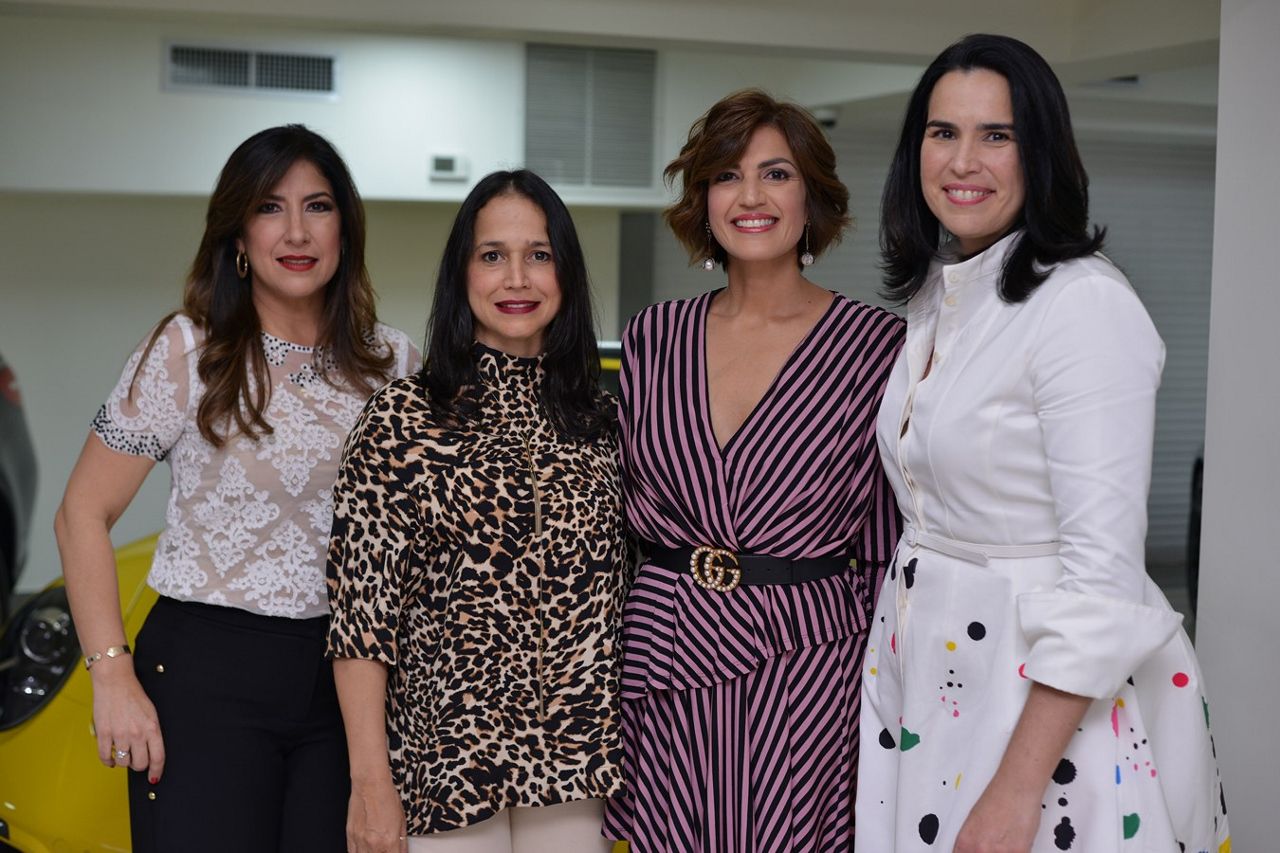 Patricia Guerra, Anna Karina Cuello de Moya, Cynthia Garate y Mari Angelica Haza.