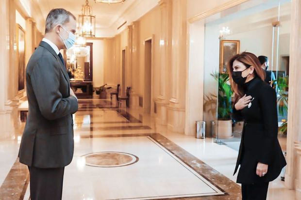 Alcaldesa Carolina Mejí­a junto al príncipe Felipe VI.