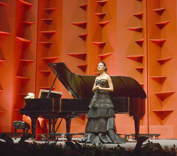 La cantante de ópera Serena quien se presentó el pasado miércoles 3 de noviembre en la Sala Carlos Piantini.