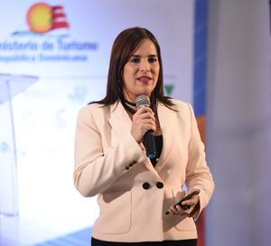 Tamara Vásquez, directora adjunta del CEIRD, durante el taller.