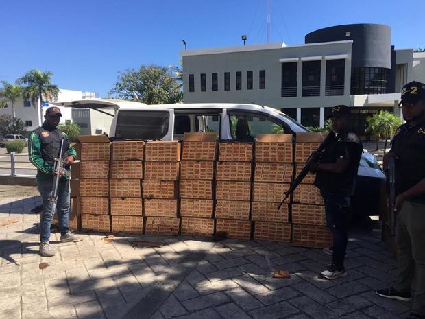 Organismos interceptan 610 mil unidades de cigarrillos en acción conjunta.