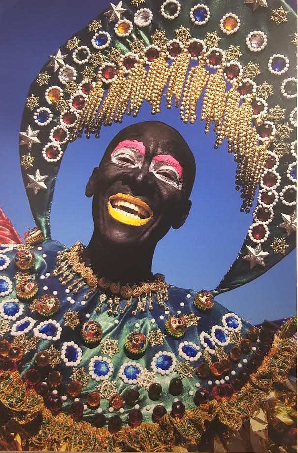 Otra de las imágenes fotográficas de la muestra de carnaval que inaugura este viernes el Centro Cultural Banreservas. 