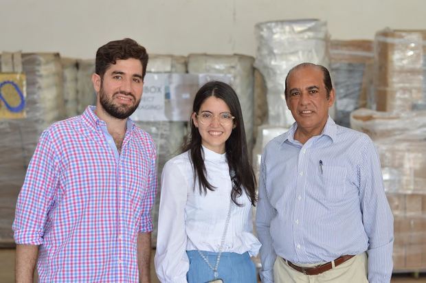 Alexander, Melissa y Luis Núñez.