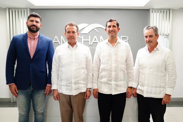 Carlos Flaquer, Víctor Bisonó, Roberto Herrera y William Malamud.