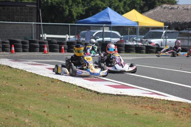 Kartódromo United Petroleum Grupo Alonzo celebra la 4ta carrera puntuable.