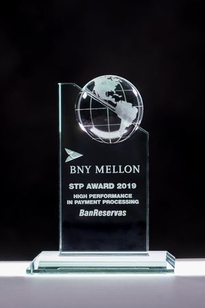 Premio de BNY Mellon al Banco de Reservas, por Excelencia en Transferencias Internacionales.