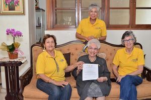 Club Rotario Santo Domingo Bella Vista Inc., reconoce a Marí­a Cristina Camilo