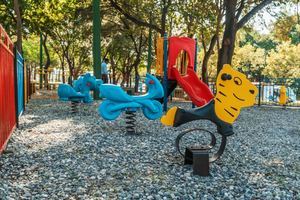Alcaldía del Distrito y Banreservas remodelan Parque Crisantemos en Los Jardines