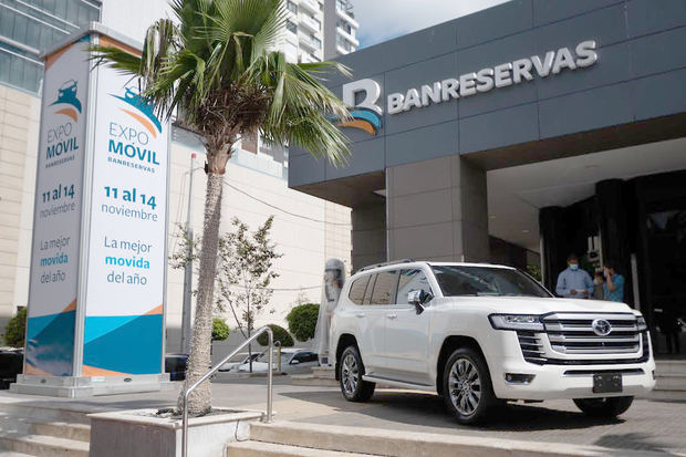 Banreservas inaugura Expomóvil con tasas desde 4.80%