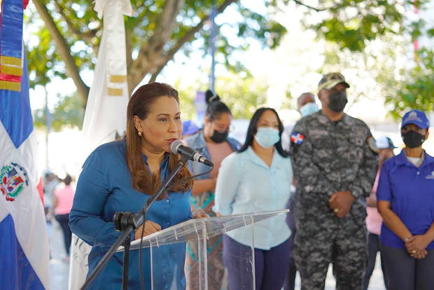 Ministra de la Mujer, Mayra Jiménez.