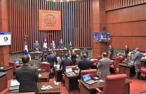 Senado aprueba en primera lectura
proyecto de Ley de medidas especiales para APP.