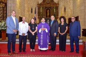 Acroarte celebra 36 aniversario con una oración por la unidad del gremio