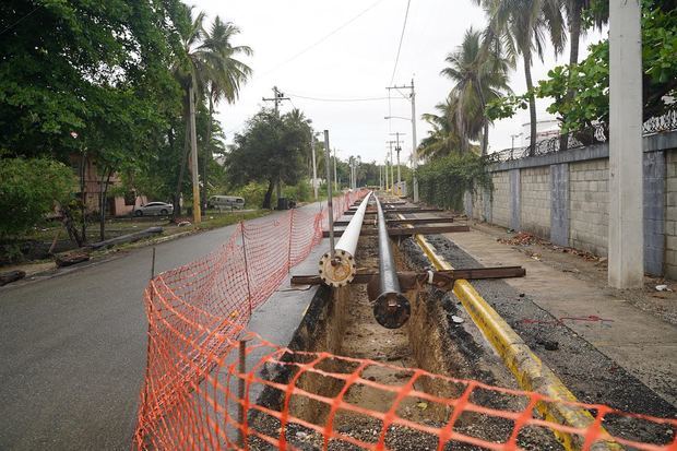 Refidomsa construye nuevo oleoducto con mayor capacidad de suministro