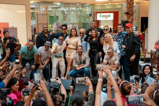 Lanzaminto 'Esto es Merengue' en Agora Mall.