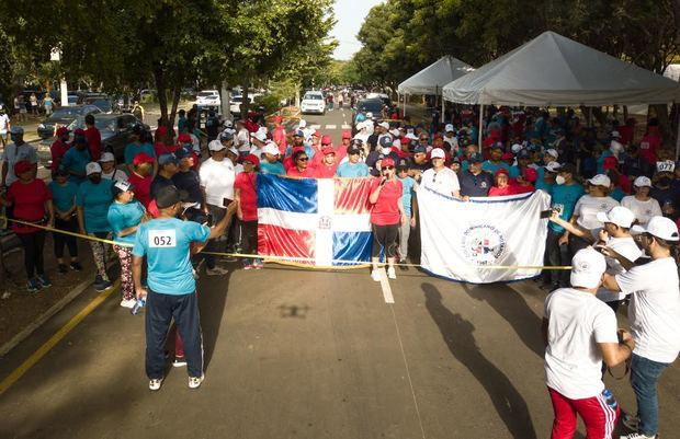 Vista parcial del inicio de la actividad en el Parque Mirador Sur.