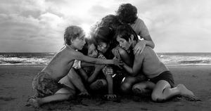 Roma fue la ganadora casi absoluta de los VI Premios Platino, celebrados en Riviera Maya, Mexico con cinco premios, incluyendo Mejor director y Mejor Película.
