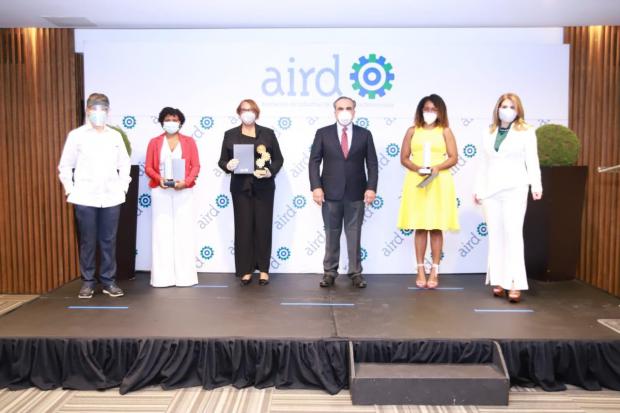 AIRD reconoce labor de legisladores y entrega premio GAB