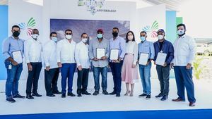 Leonard Ramirez, Rafael Beltré, Renato Núñez, José Bautista, Néstor Rodríguez, Roger Javier, Luca Rojas, Ana Pou, Edwin Zapata, Fremio de la Rosa y Mario Camacho.