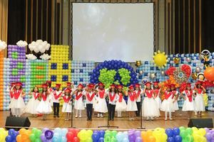Cathedral Internacional School celebra graduaciones