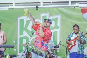 Kola Real cerró el verano con concierto de Mark B