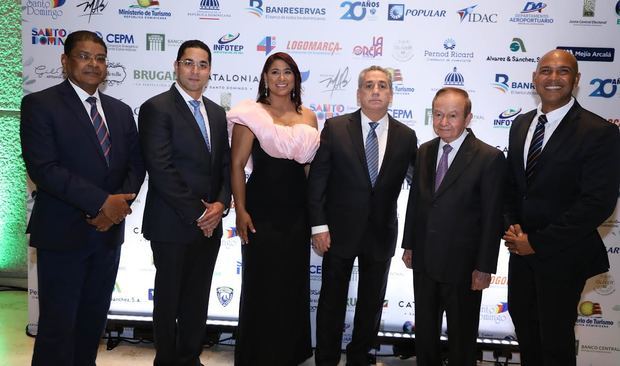 José Maria Reyes, Jorge Subero, Yenny Polanco Lovera, Fernando Hazoury, Ellis Pérez y Salvador Batista.