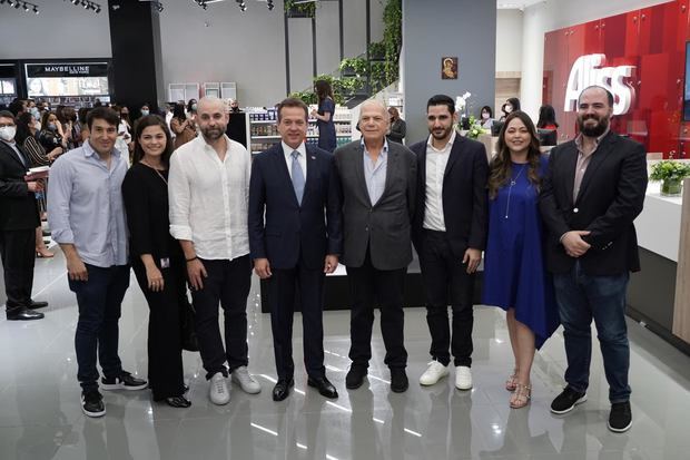 Aliss inaugura nueva tienda en Metro Plaza