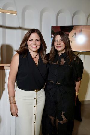 Tania Báez y Rosmery Romero.