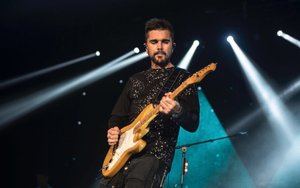 Juanes denuncia que partido de ultraderecha espa&#241;ol manipul&#243; &#34;A Dios le pido&#34; 