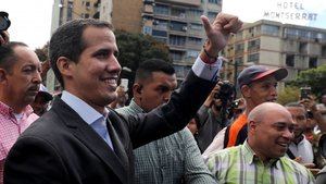 Guaidó llama a exigir en cuarteles militares el ingreso de ayuda humanitaria 