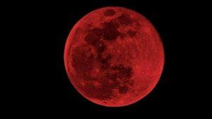 El eclipse lunar y la luna de sangre maravillan a todos los que miraron al cielo