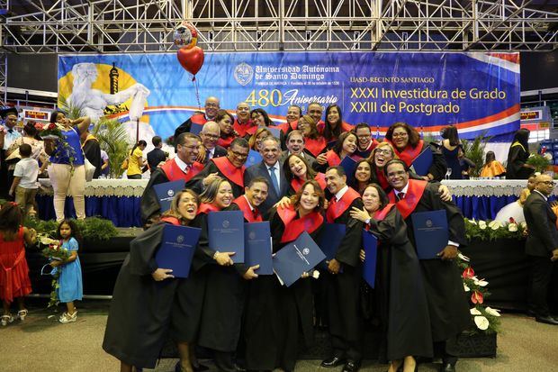 Recinto UASD en Santiago gradúa 581 profesionales en los niveles de grado y postgrado.