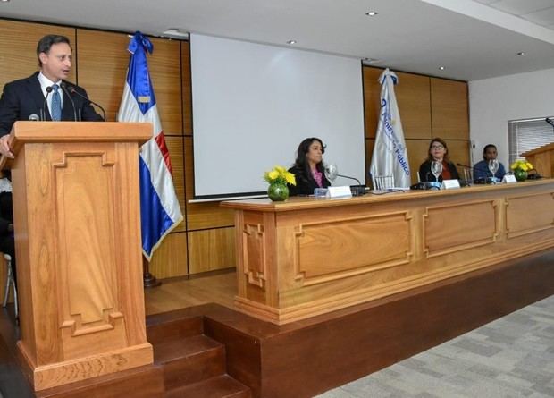 Procurador Jean Alain Rodríguez encabeza actividad. 