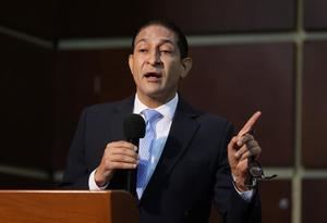 Iván Gatón alerta campañas de descrédito en documental "La caída de una Isla"