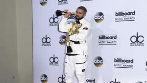 Drake rompe récord de Adele en premios Billboard 