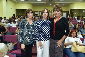 Laura Henríquez, Alma Cortorreal y Rosa Brea.