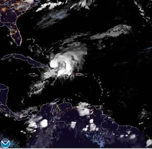 La tormenta Isaí­as se convierte en huracán categorí­a 1 al sur de las Bahamas