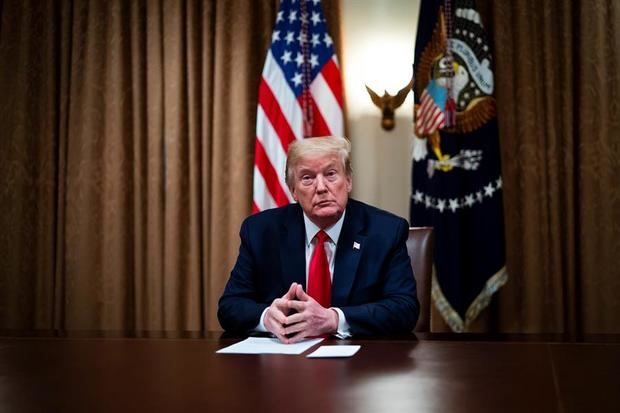 El presidente de los Estados Unidos, Donald J. Trump, se reúne con ejecutivos de la industria sobre la respuesta de COVID-19 en la Sala del Gabinete de la Casa Blanca, en Washington, DC, EE. UU.