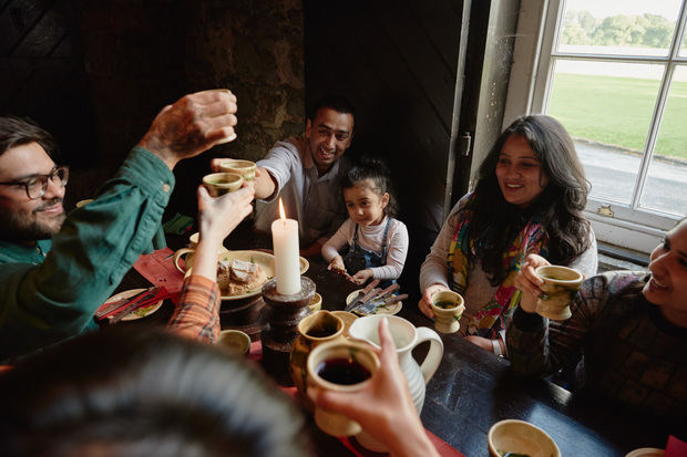 Para finales de 2025 e inicios de 2026, en RD, cerca del 45% de todas las búsquedas domésticas en Airbnb son realizadas por grupos, y casi el 30% por familias.