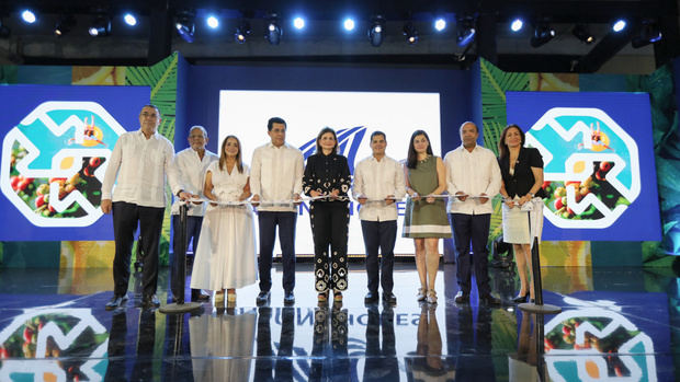 Vicepresidenta Raquel Peña inaugura XXXVI Exposición Comercial de Asonahores.