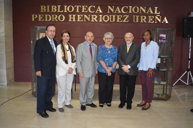 Aníbal Gómez, Linda Castillo, Diómedes Núñez Polanco, Célida Alvarez, Santo Acevedo y Rody Rodríguez.