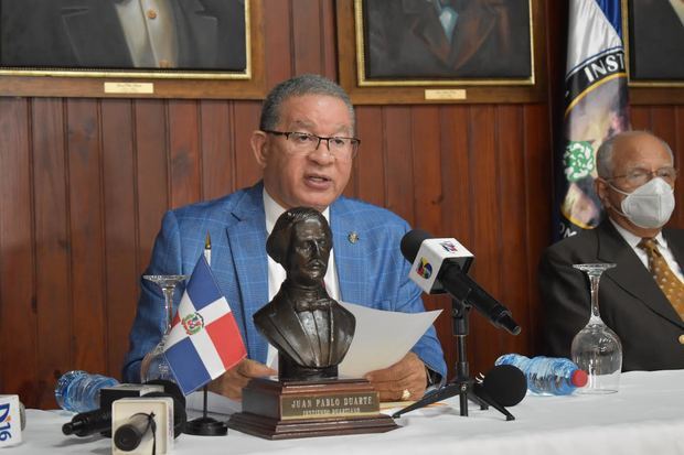 El presidente del Instituto Duartiano, Wilson Gómez Ramírez, este lunes en la sede del organismo.