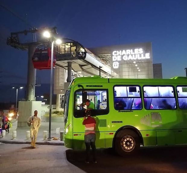 OMSA en la estación Charle de Gaulle.