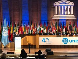 El ministro de Cultura expone en la UNESCO sobre las políticas culturales que ejecuta la RD