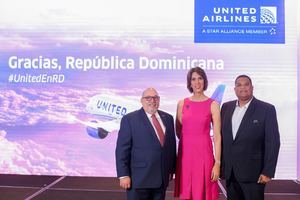 United Airlines celebra 30 años de conectar a República Dominicana con el mundo