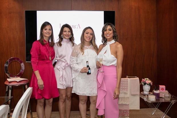 Renée Rood, Montserrat Casado, Laura Núñez y Marcelle Namnum.