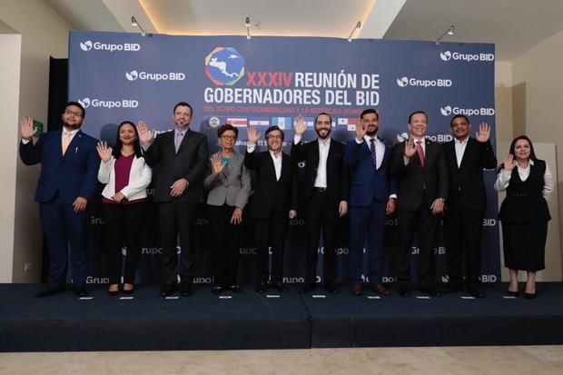 Gobernadores de los países miembros del Banco Interamericano de Desarrollo (BID) del Istmo Centroamericano y República Dominicana.