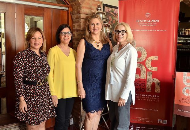 Montserrat Puig, María Josefina Ramírez, Yolanda Borrás y Liz Goyco.